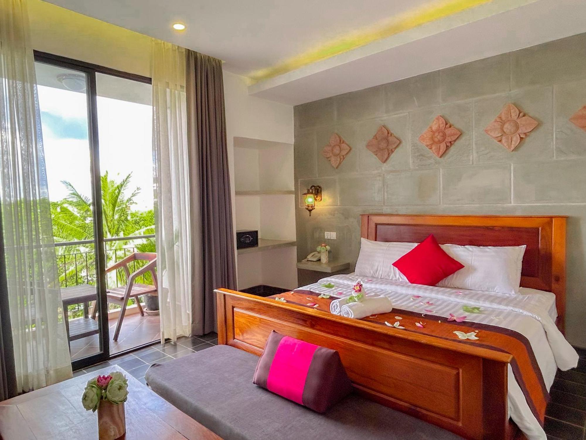 The Palmery Siem Reap Exteriör bild